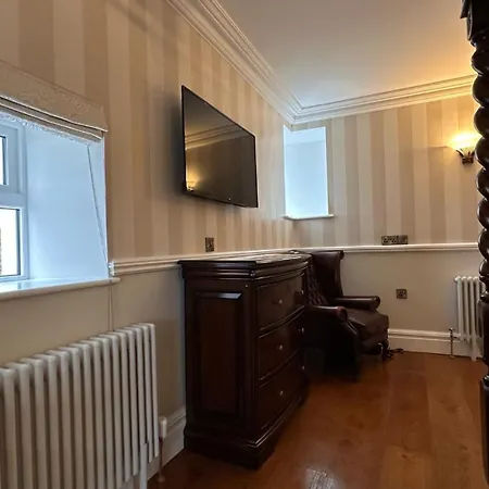 Sweeney's 2020 Limited Hotel Dungloe