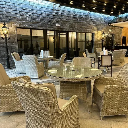 Sweeney's 2020 Limited 4*