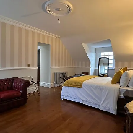 Sweeney's 2020 Limited 4* Dungloe