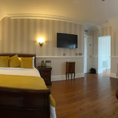 Sweeney's 2020 Limited Hotel Dungloe