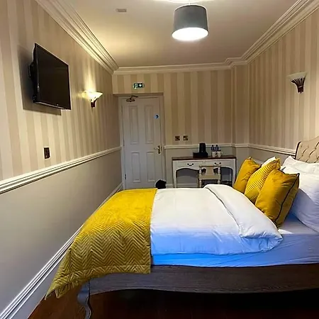 Hotel Sweeney's 2020 Limited 4*