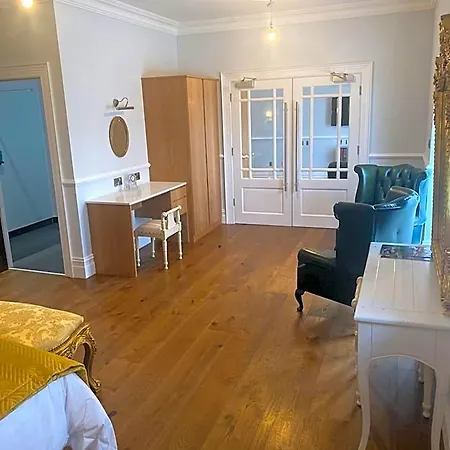 Sweeney's 2020 Limited 4* Dungloe