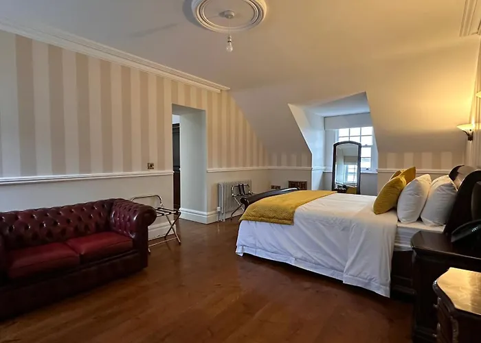 Ξενοδοχείο Sweeney's 2020 Limited 4*