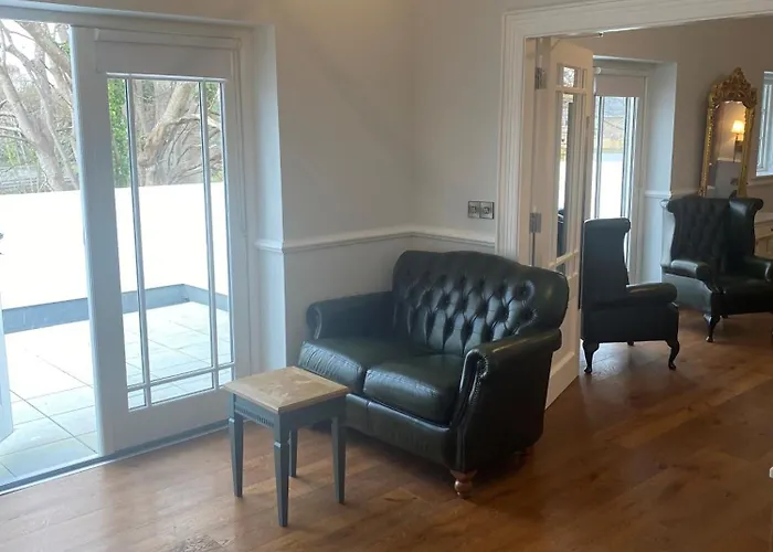 Sweeney's 2020 Limited Hotell