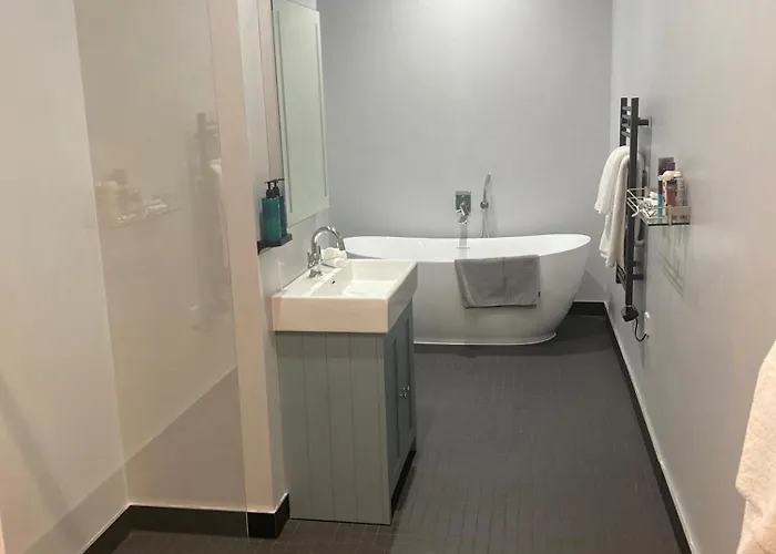 Ξενοδοχείο Sweeney's 2020 Limited 4*