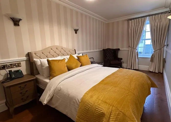 Sweeney's 2020 Limited Ξενοδοχείο