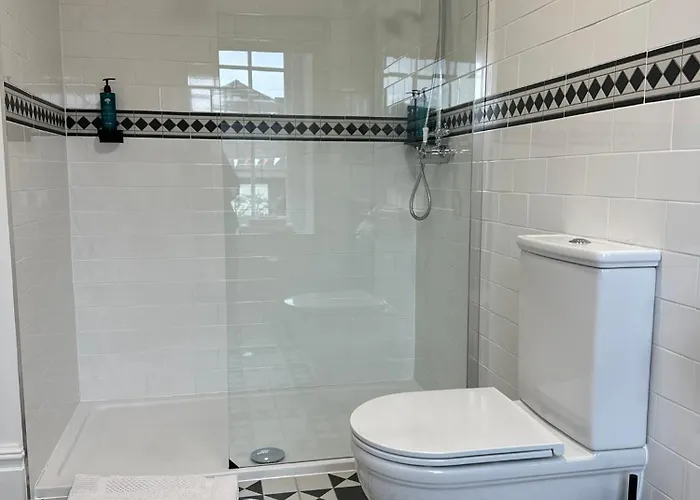 Sweeney's 2020 Limited Ξενοδοχείο 4*