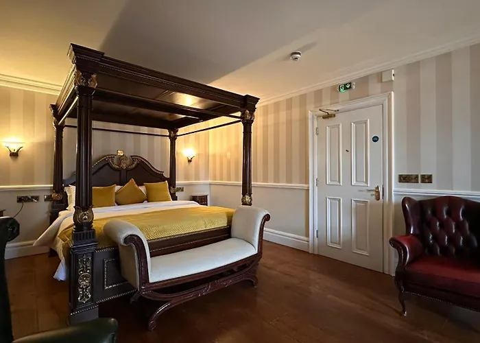 Sweeney's 2020 Limited Hotel 4*